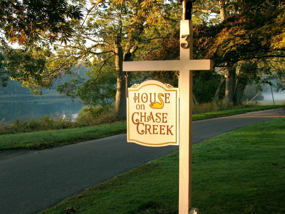 House On Chase Creek Panzió Shelter Island Heights Kültér fotó