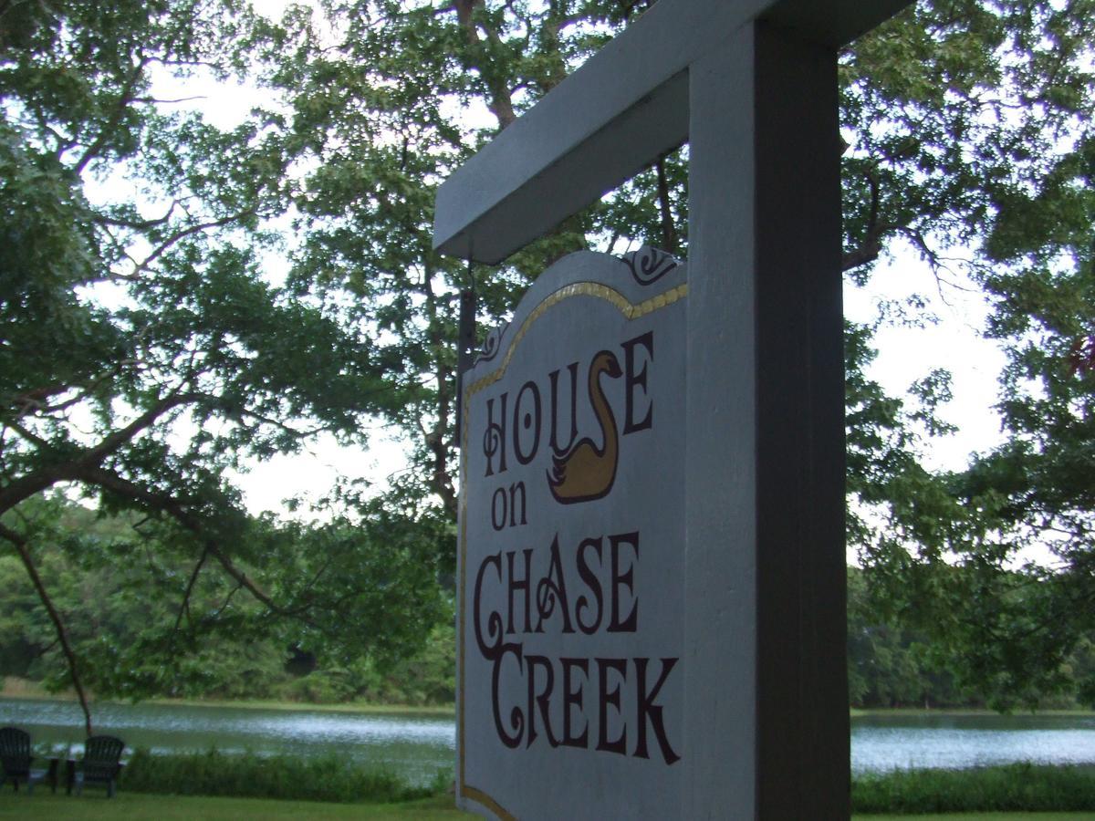 House On Chase Creek Panzió Shelter Island Heights Kültér fotó